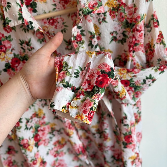 Sézane Pierro Shirt Bouquet De Rose Size 34/36 Button Down Feminine Floral Shirt - Picture 9 of 10